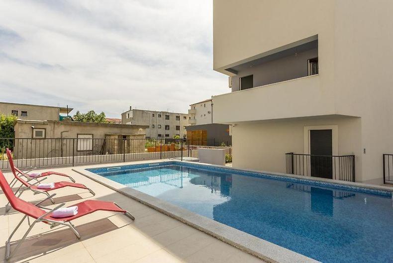 Apartment Laura Podstrana Exterior foto